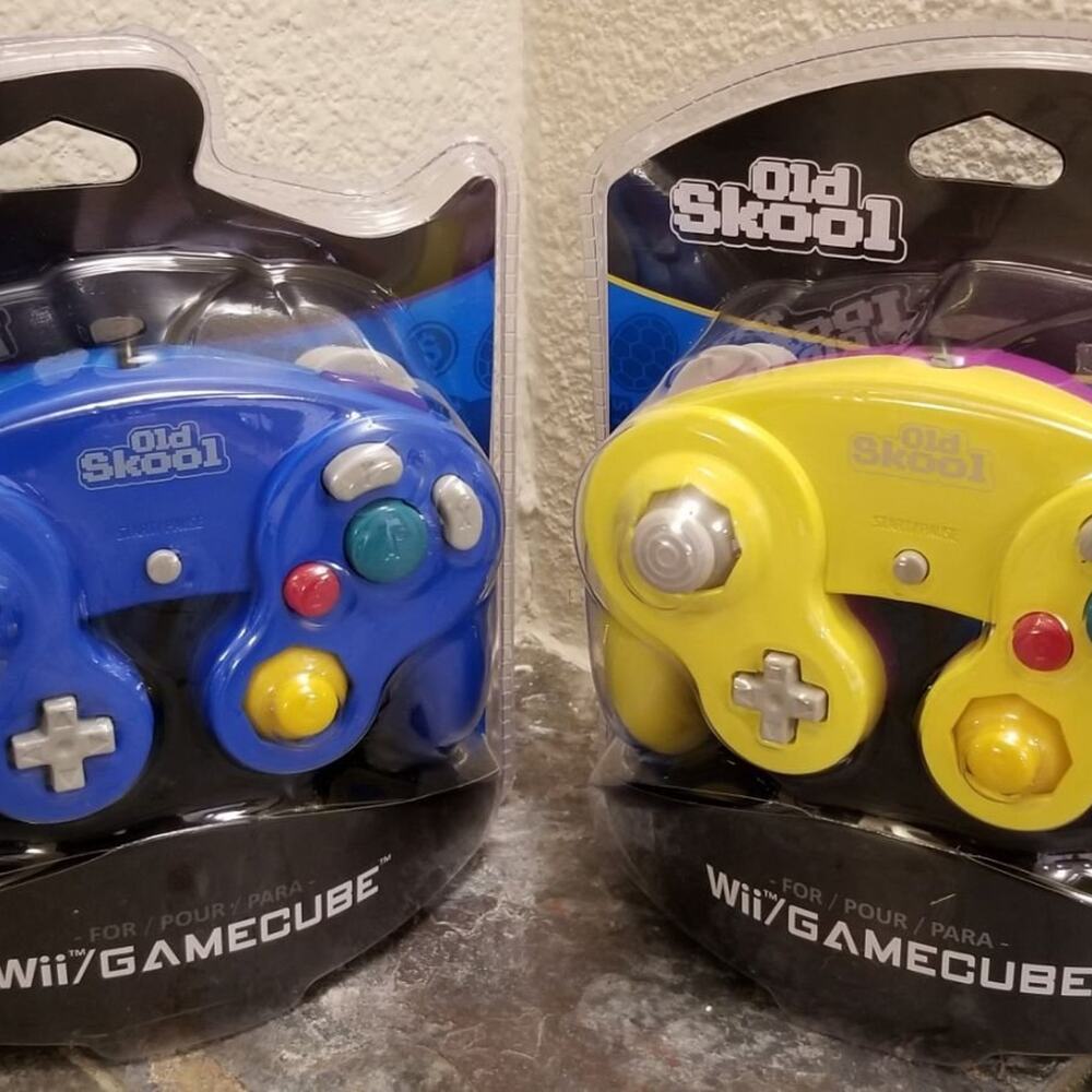 2 Gamecube Controllers - Blue & Yellow (NEW) - Nintendo - Old Skool